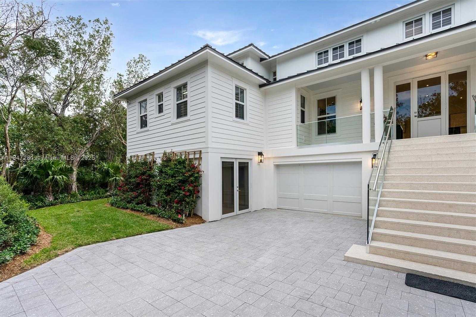 Small Image of 75840 OVERSEAS HWY, Islamorada Number 11