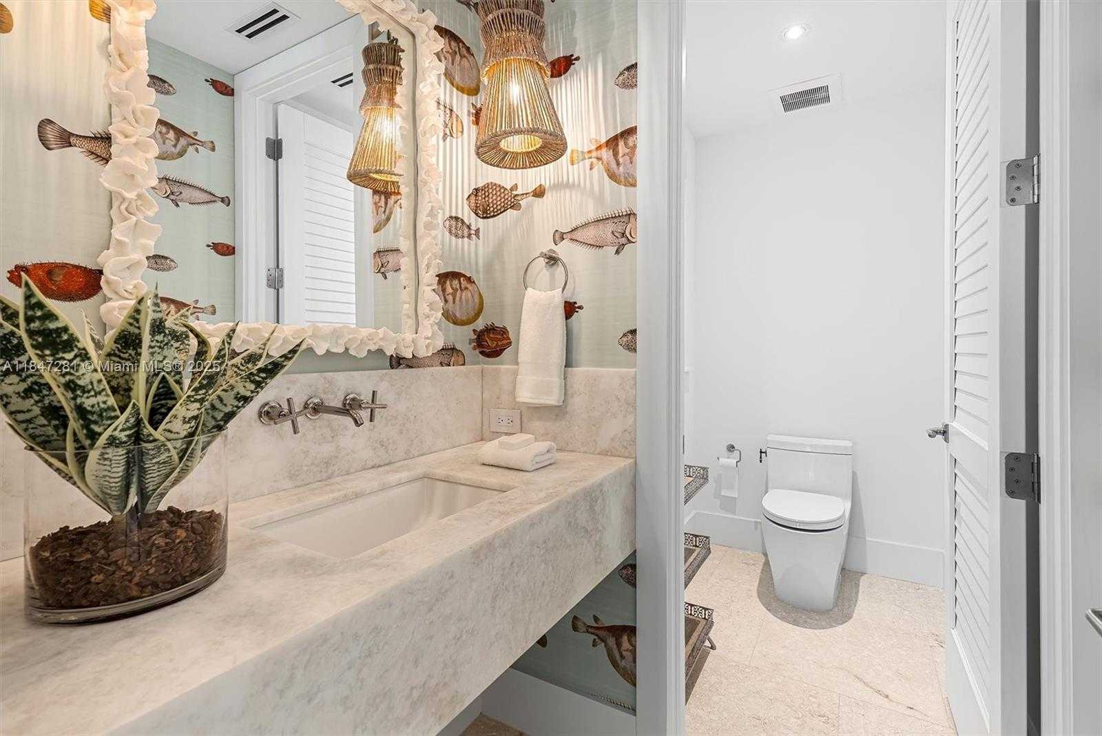 Small Image of 75840 OVERSEAS HWY, Islamorada Number 19
