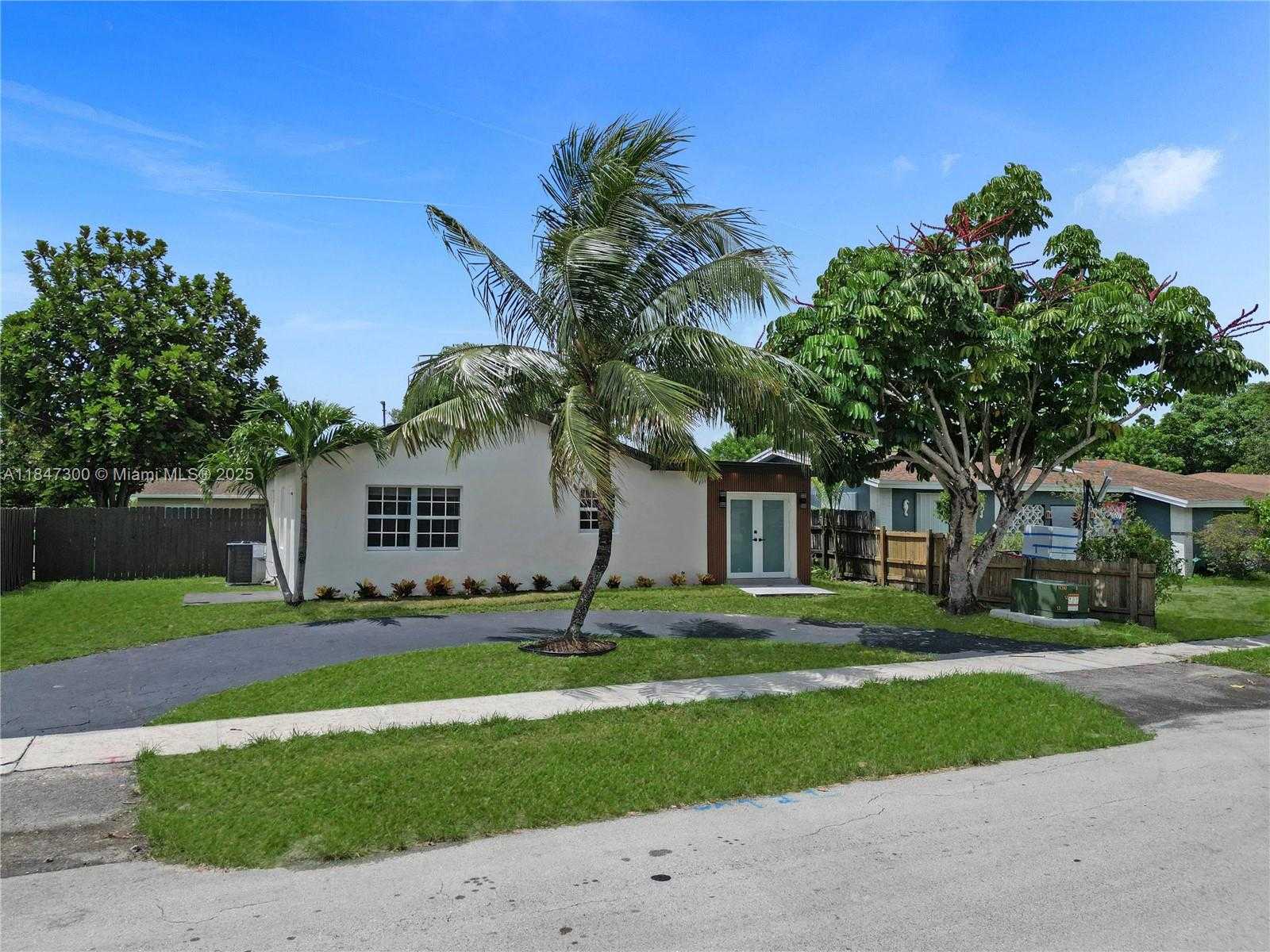 Small Image of 6220 NORTH WEST 12TH CT, Sunrise Number 41