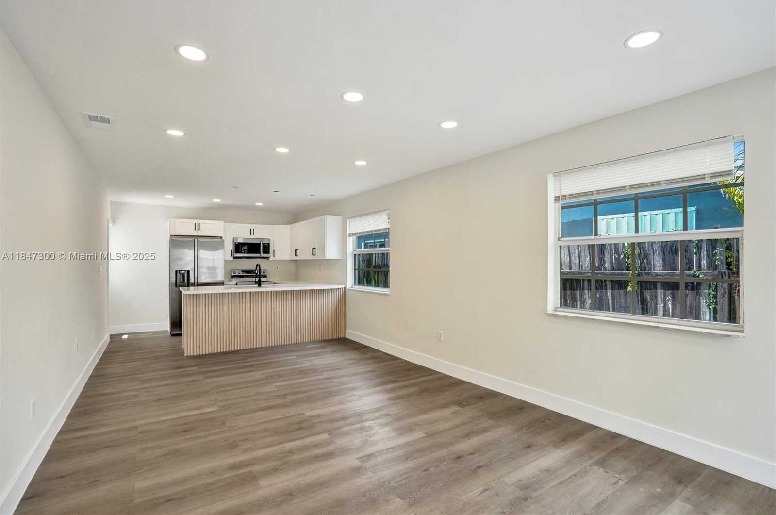 Small Image of 6220 NORTH WEST 12TH CT, Sunrise Number 6