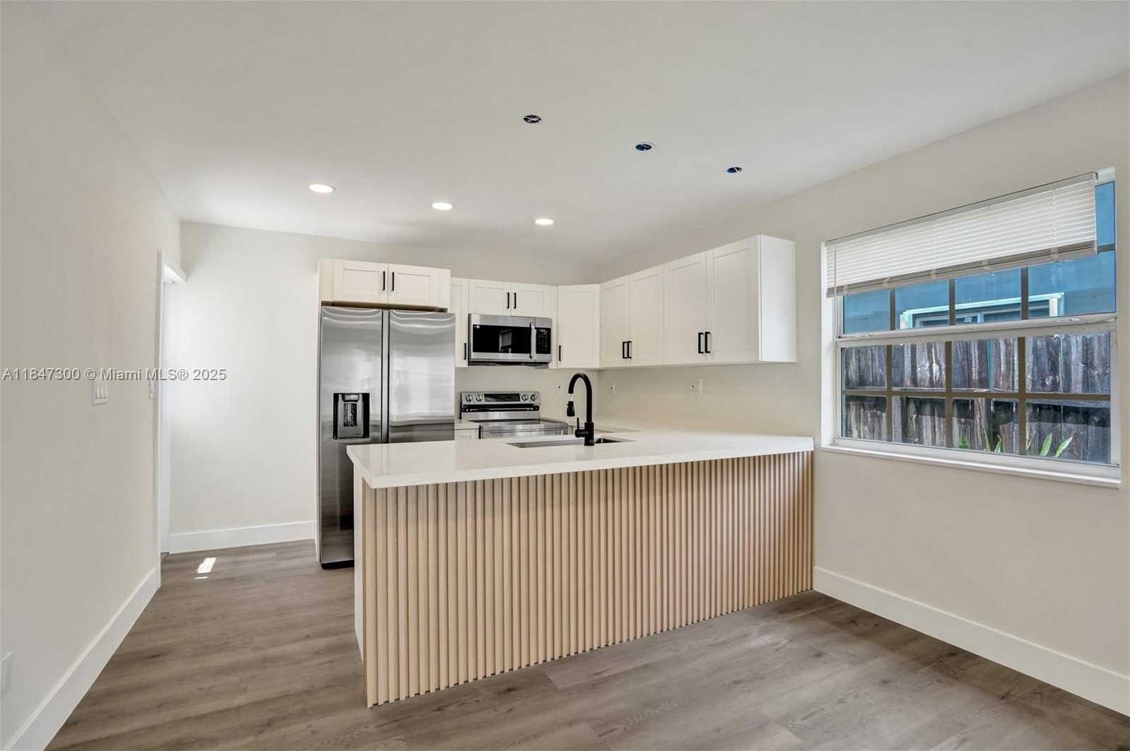 Small Image of 6220 NORTH WEST 12TH CT, Sunrise Number 7