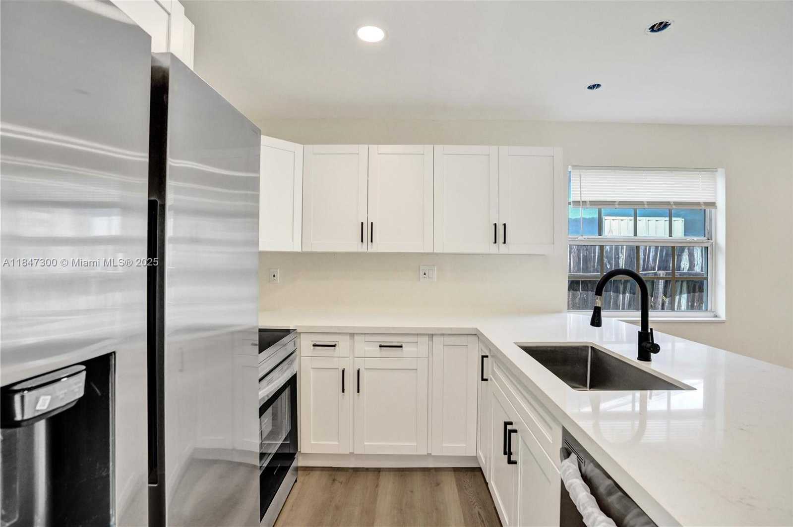 Small Image of 6220 NORTH WEST 12TH CT, Sunrise Number 9