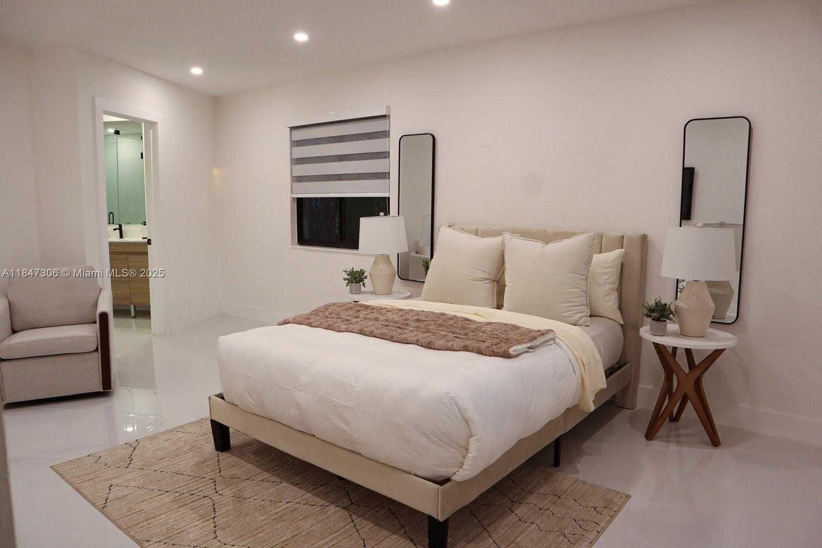 Small Image of 930 NORTH EAST 163RD ST, North Miami Beach Number 17
