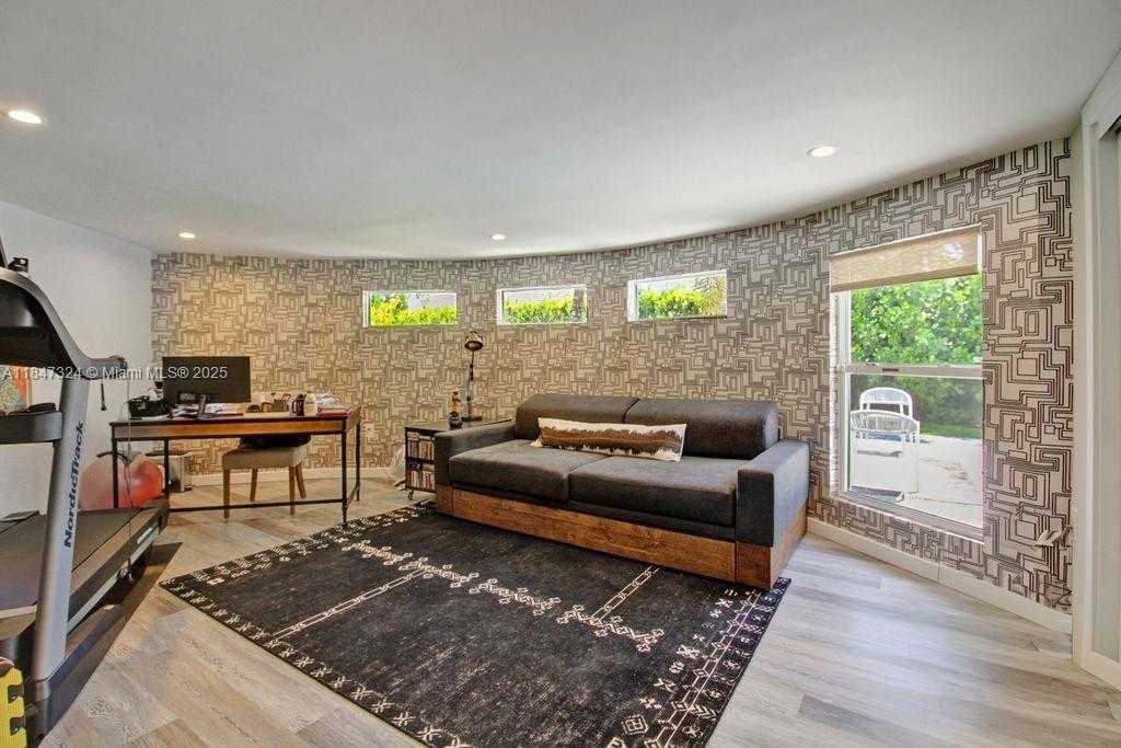 Small Image of 2716 NORTH EAST 27TH CT, Fort Lauderdale Number 3