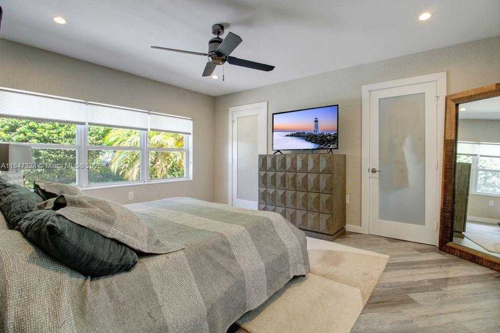 Small Image of 2716 NORTH EAST 27TH CT, Fort Lauderdale Number 5