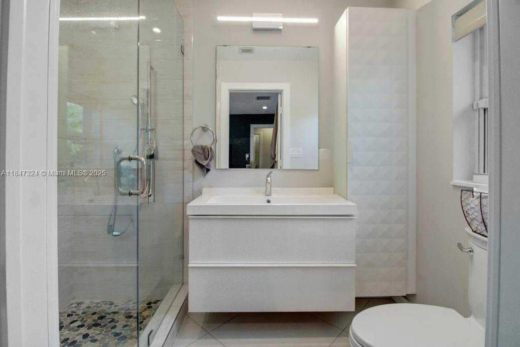 Small Image of 2716 NORTH EAST 27TH CT, Fort Lauderdale Number 6