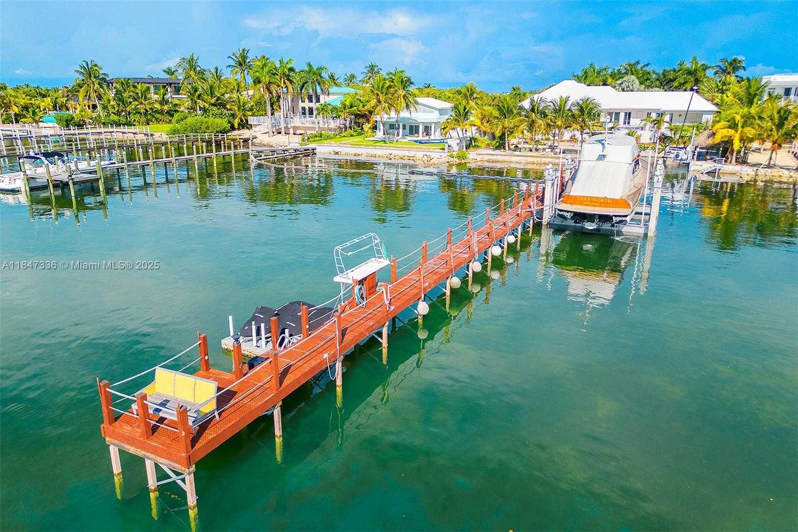 Small Image of 1151 OCEAN DR, Lower Keys Number 42