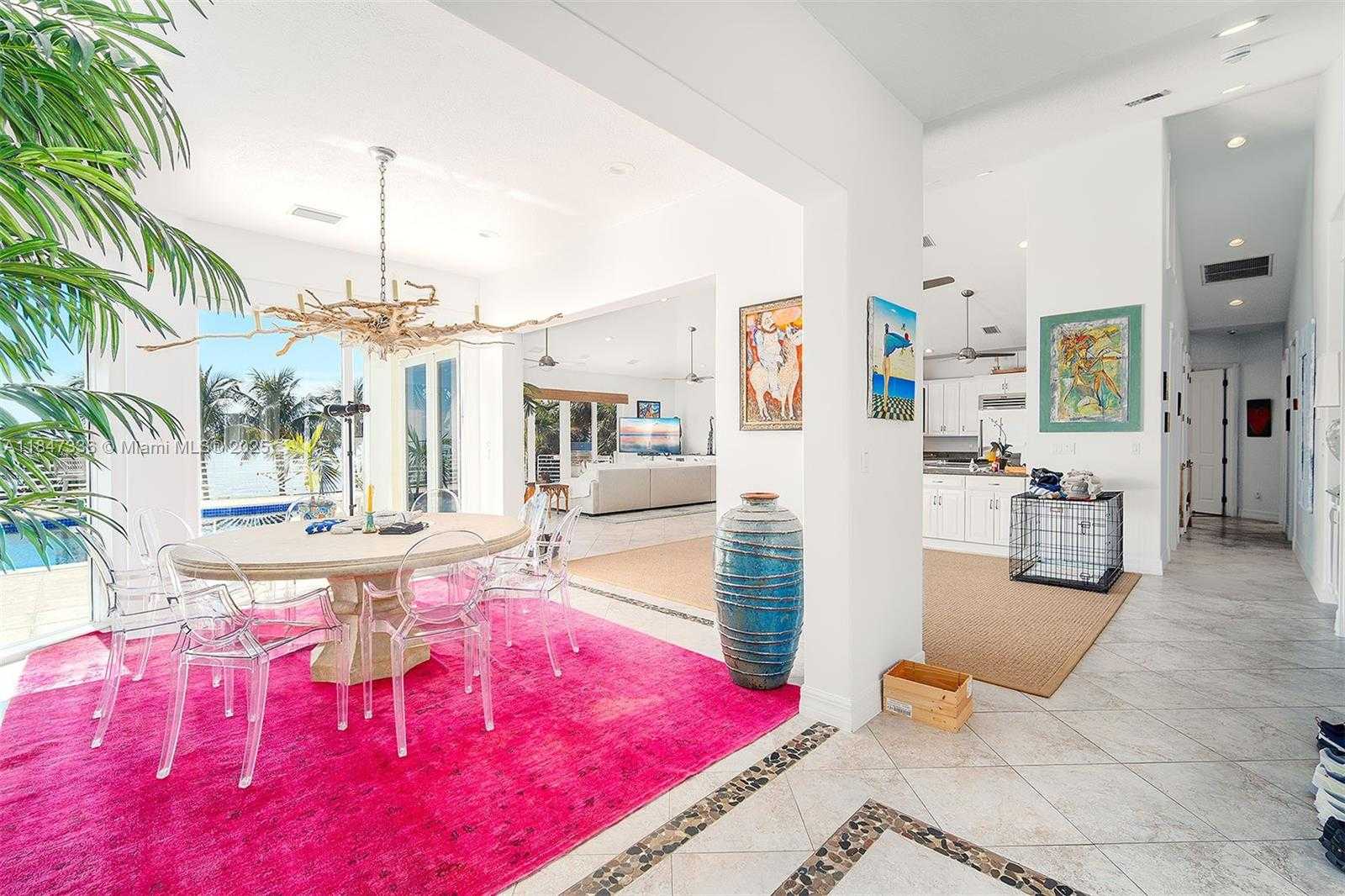 Small Image of 1151 OCEAN DR, Lower Keys Number 70