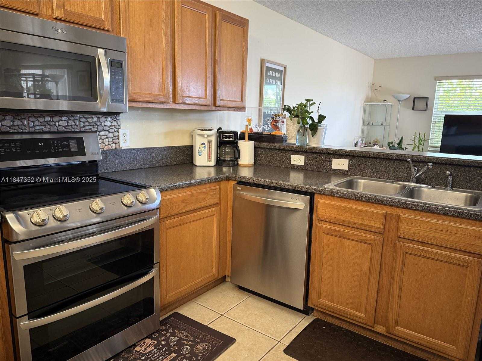 Small Image of 9430 NORTH WEST 55TH STREET, Sunrise Number 14