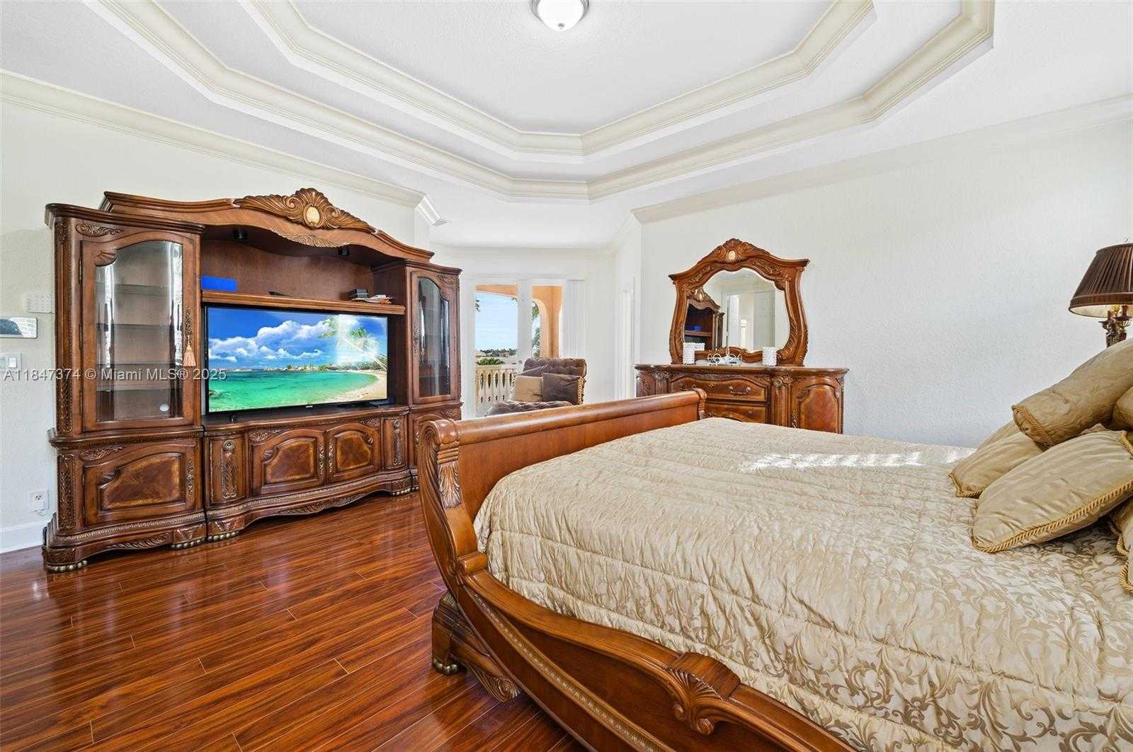 Small Image of 18900 SOUTH WEST 32ND CT, Miramar Number 22