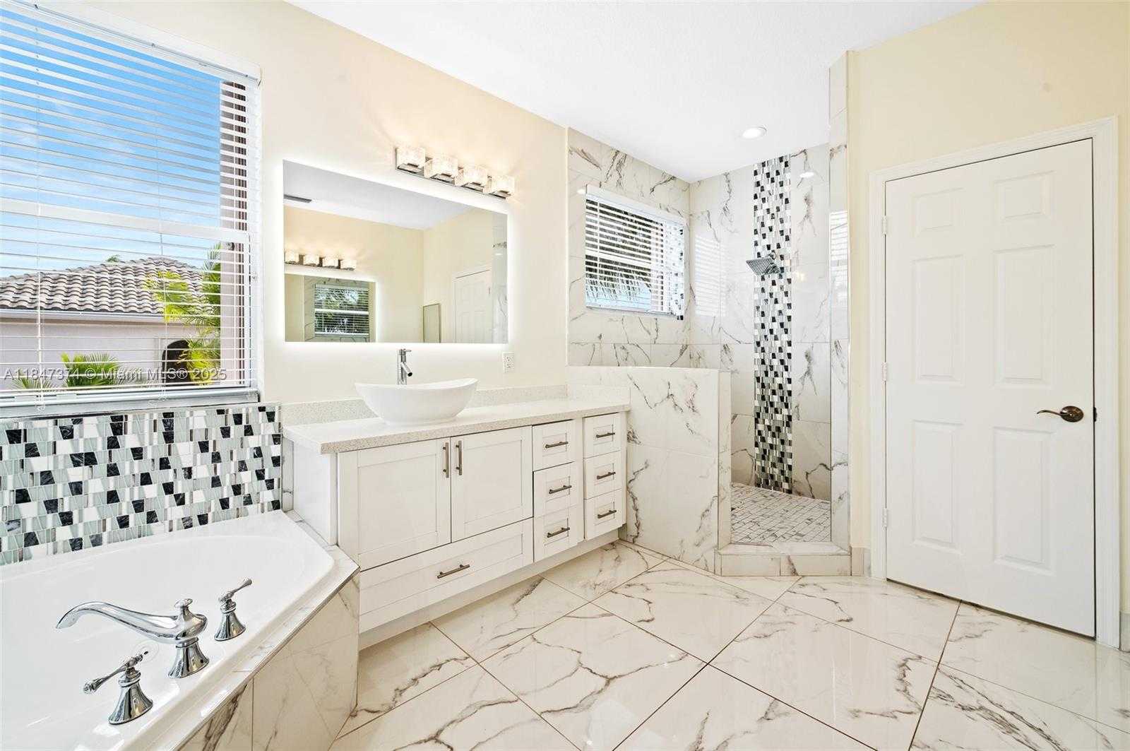 Small Image of 18900 SOUTH WEST 32ND CT, Miramar Number 23