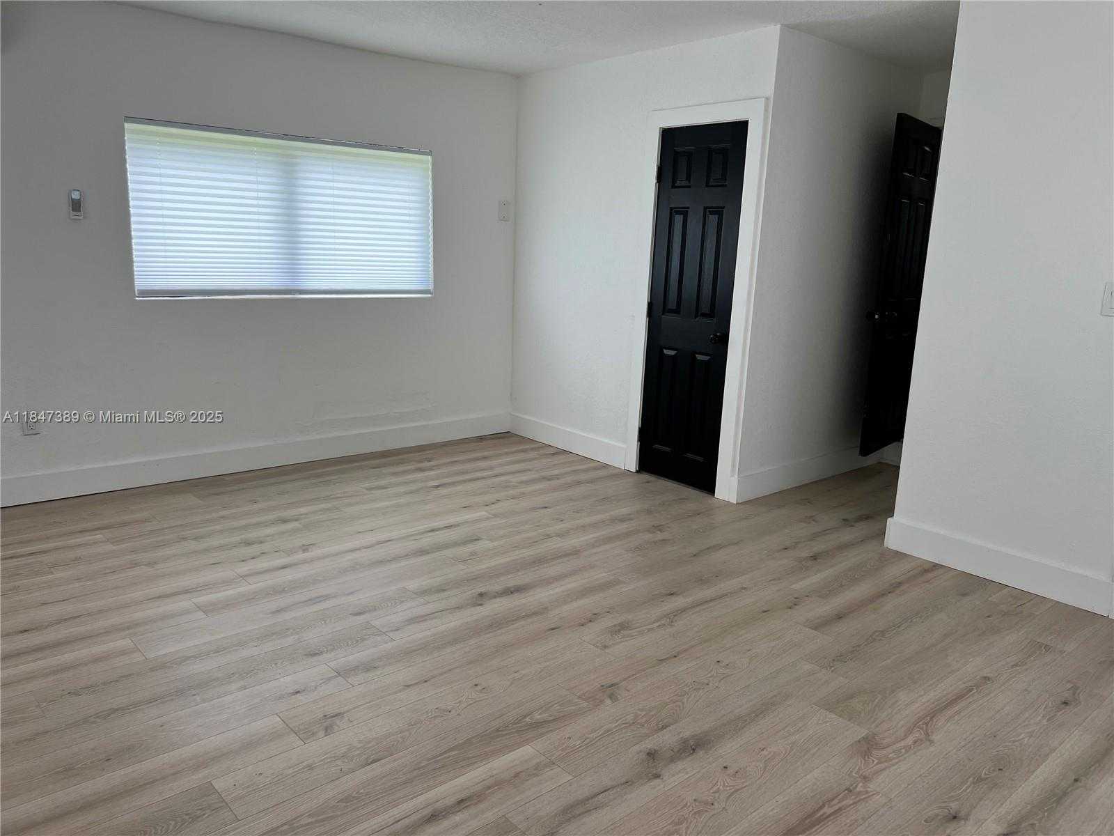 Small Image of 2251 NORTH WEST 171ST TER, Miami Gardens Number 14