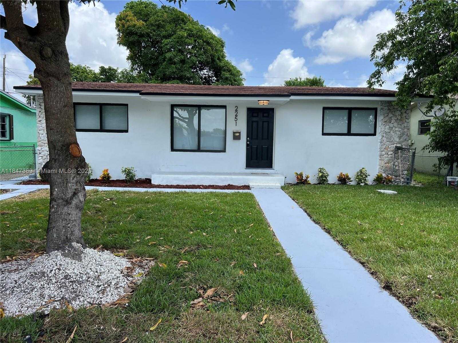 Small Image of 2251 NORTH WEST 171ST TER, Miami Gardens Number 22