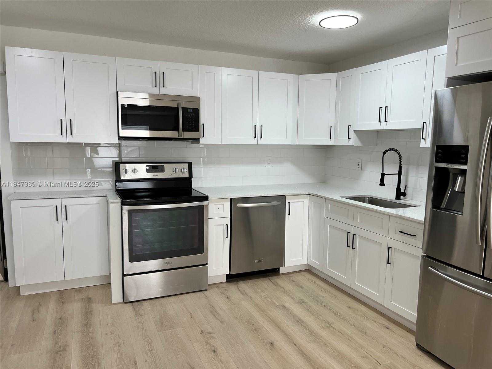 Small Image of 2251 NORTH WEST 171ST TER, Miami Gardens Number 3