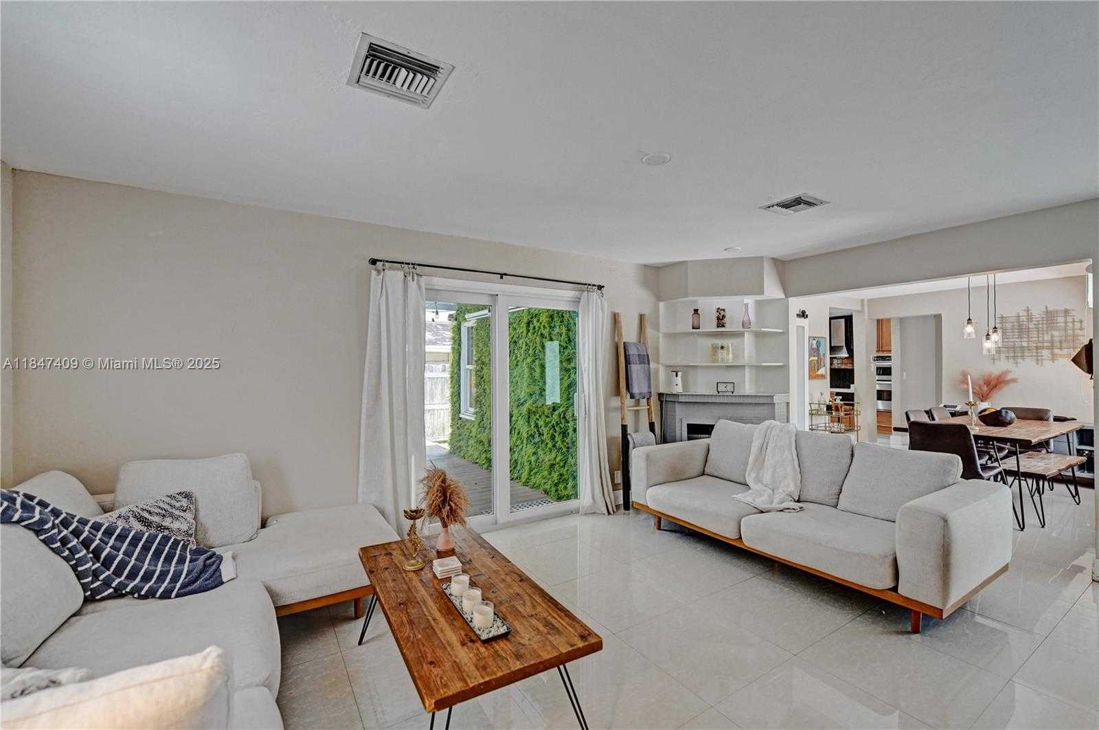 Small Image of 1401 NORTH EAST 5TH TER, Fort Lauderdale Number 10