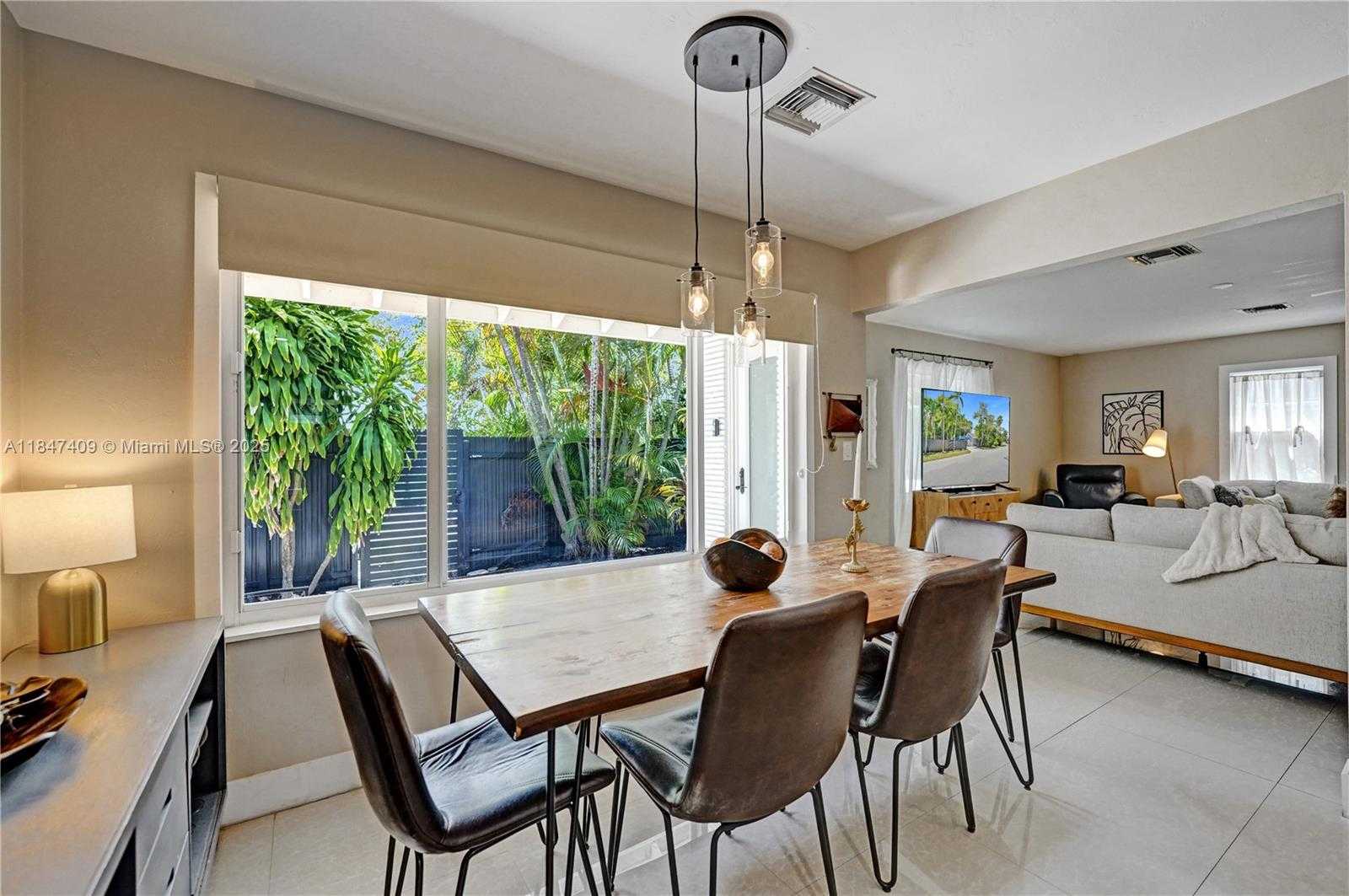 Small Image of 1401 NORTH EAST 5TH TER, Fort Lauderdale Number 13