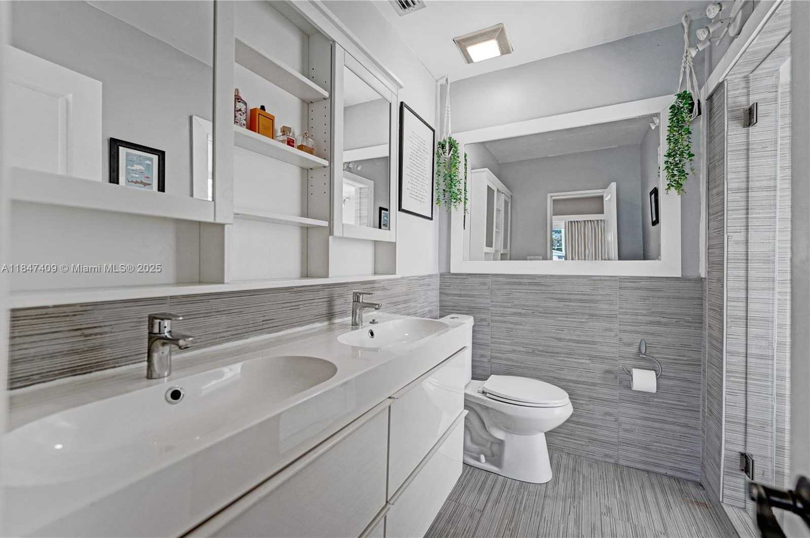 Small Image of 1401 NORTH EAST 5TH TER, Fort Lauderdale Number 29