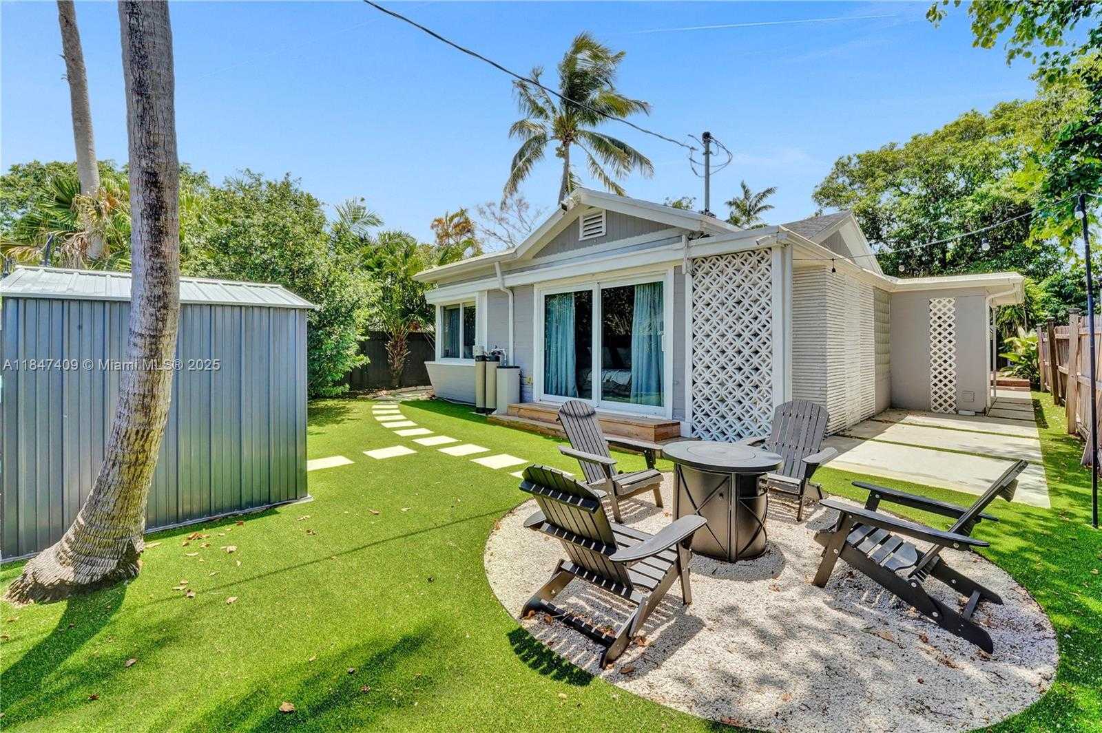 Small Image of 1401 NORTH EAST 5TH TER, Fort Lauderdale Number 3