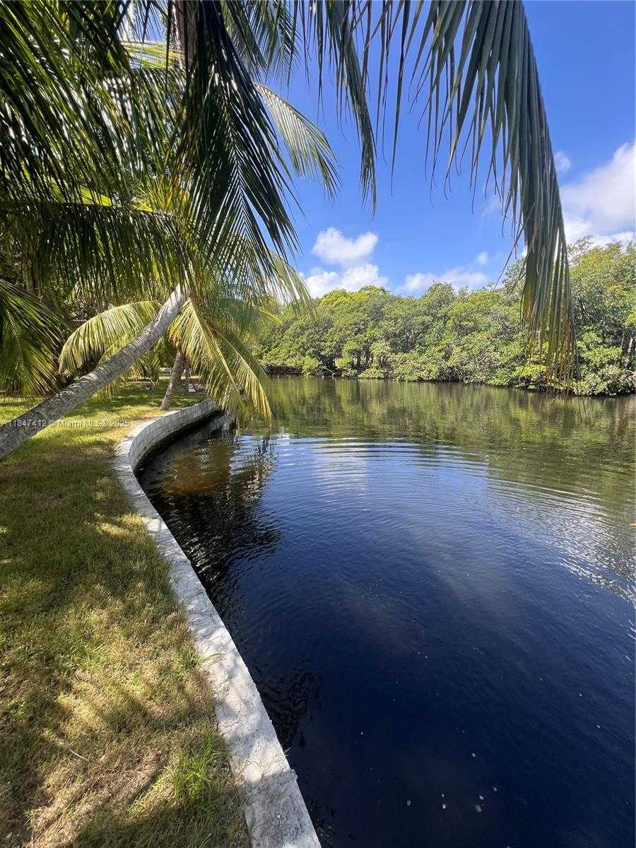 Small Image of 18358 NORTH EAST 23RD CT, North Miami Beach Number 44