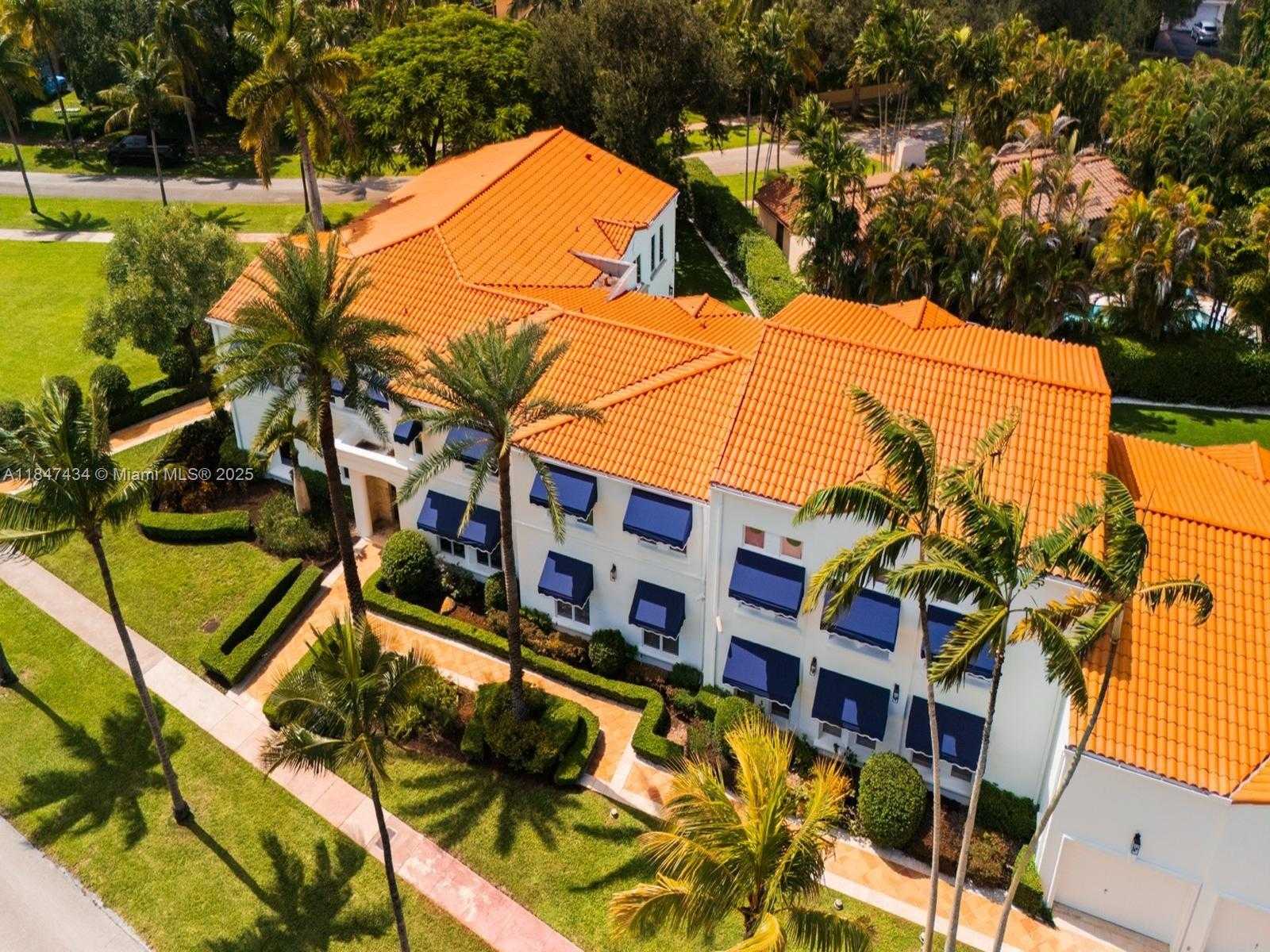 Small Image of 2525 INDIAN MOUND TRL, Coral Gables Number 2