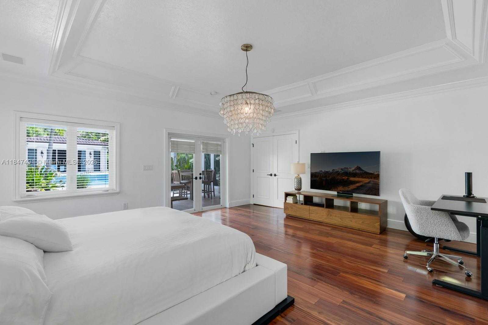 Small Image of 11855 SOUTH WEST 68TH CT, Pinecrest Number 27