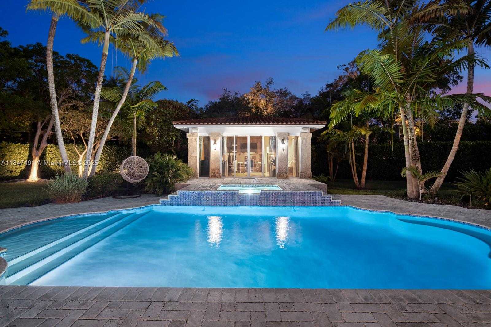 Small Image of 11855 SOUTH WEST 68TH CT, Pinecrest Number 50
