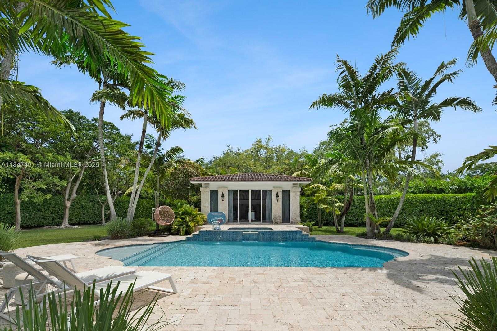 Small Image of 11855 SOUTH WEST 68TH CT, Pinecrest Number 6