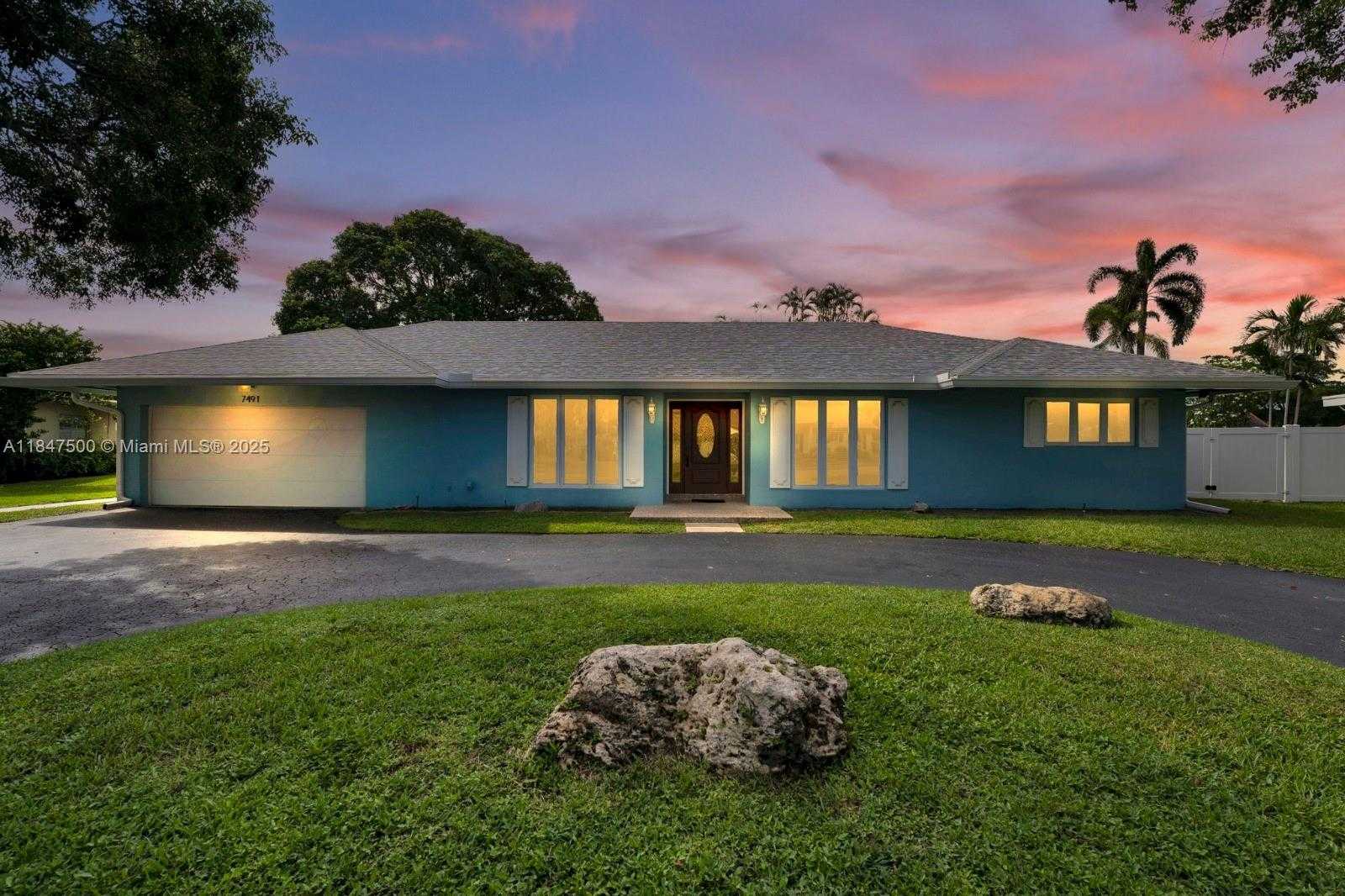 Small Image of 7491 SOUTH WEST 18TH ST, Plantation Number 2
