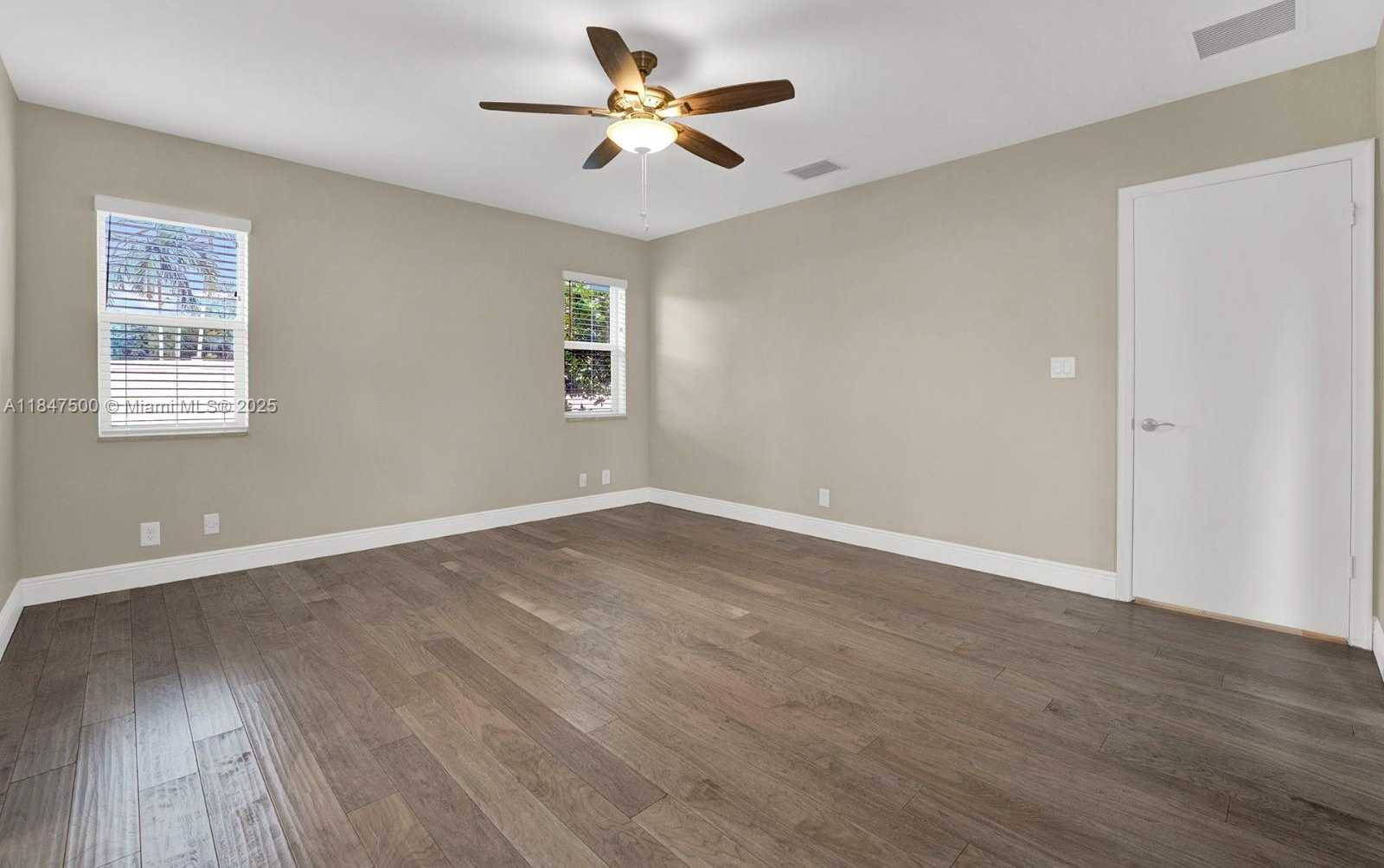 Small Image of 7491 SOUTH WEST 18TH ST, Plantation Number 23
