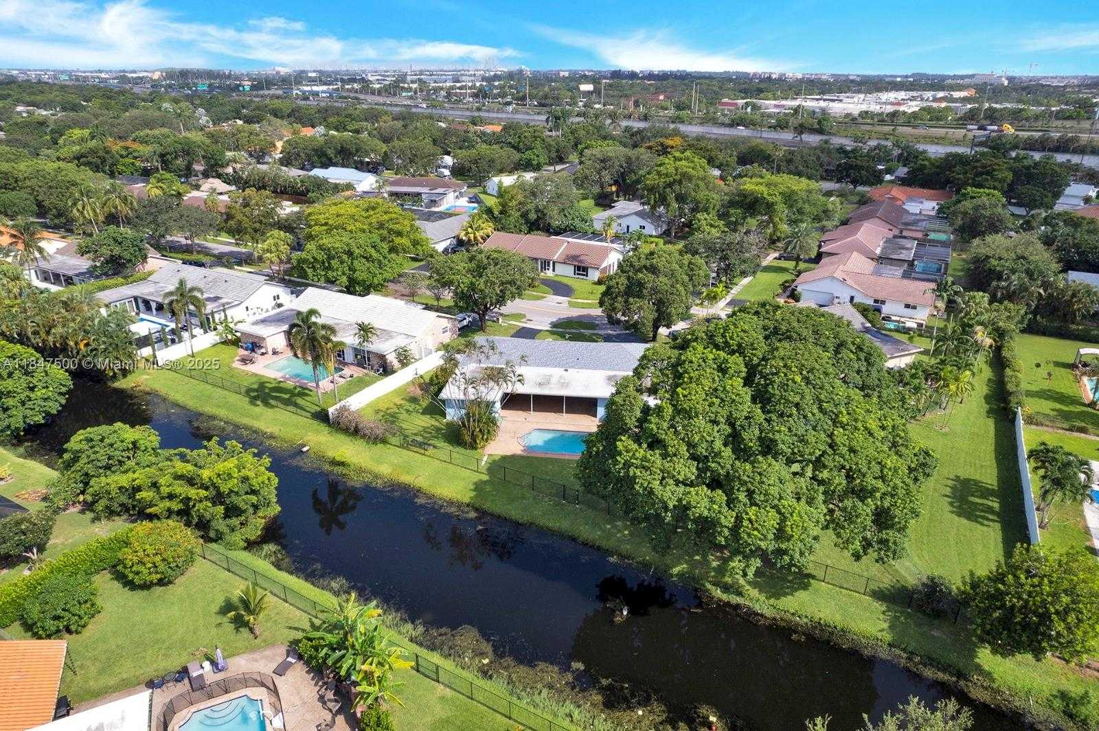 Small Image of 7491 SOUTH WEST 18TH ST, Plantation Number 52
