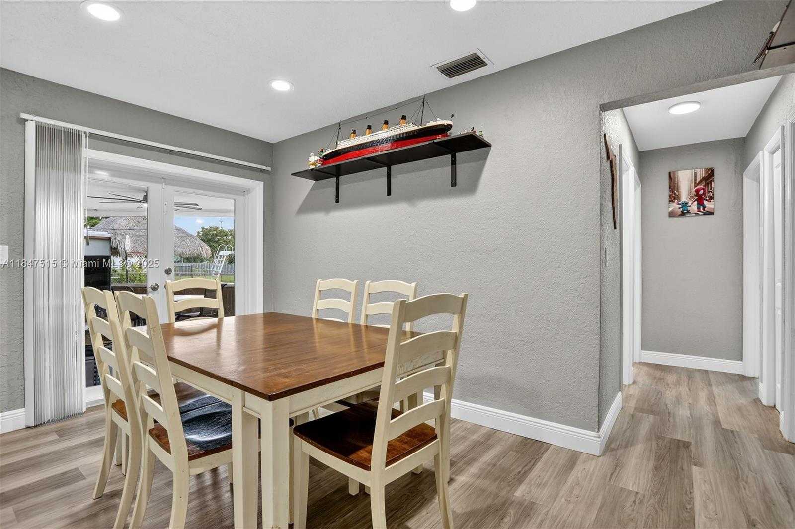 Small Image of 1055 NORTH WEST 66TH AVE, Margate Number 15