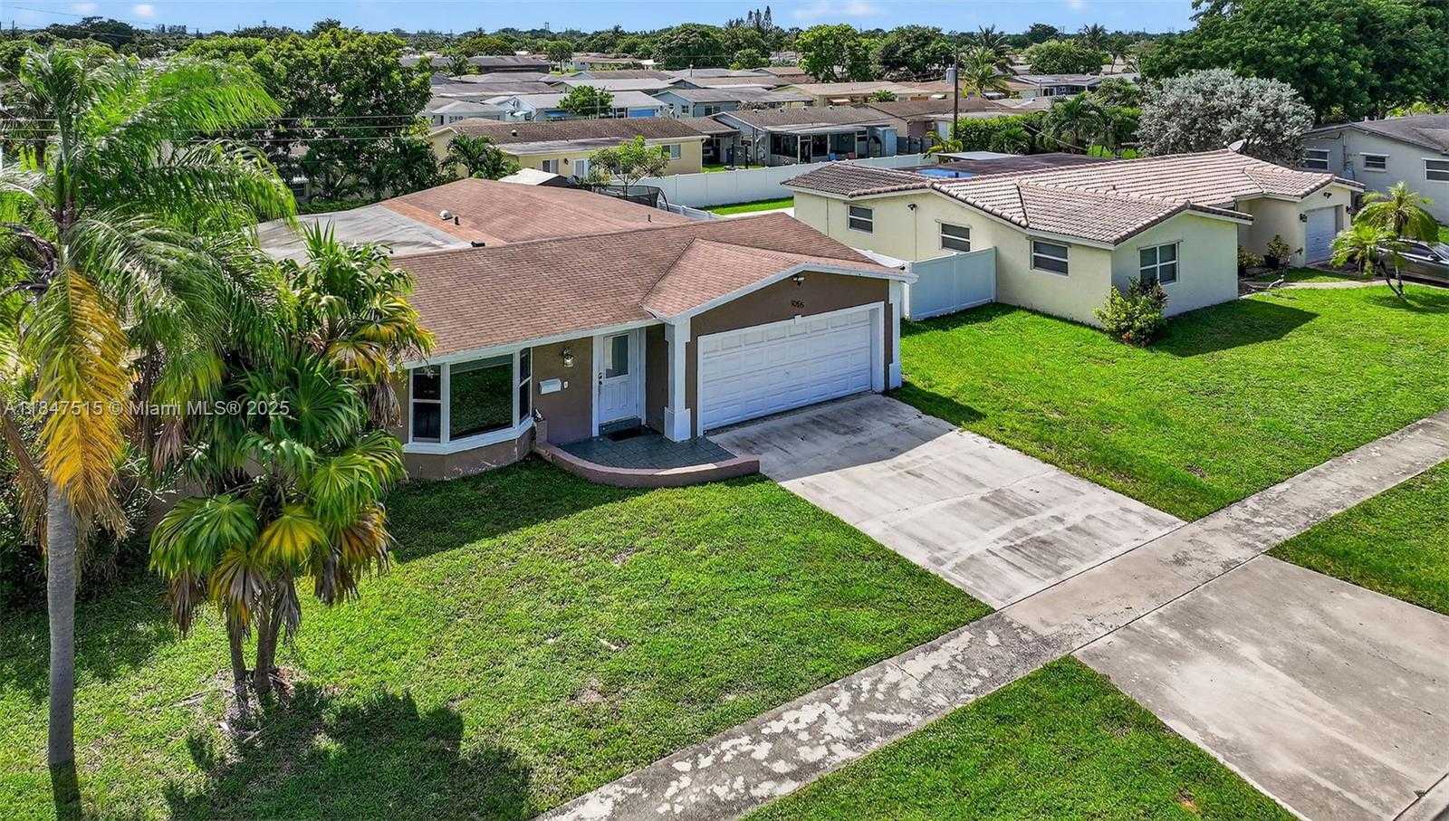 Small Image of 1055 NORTH WEST 66TH AVE, Margate Number 4