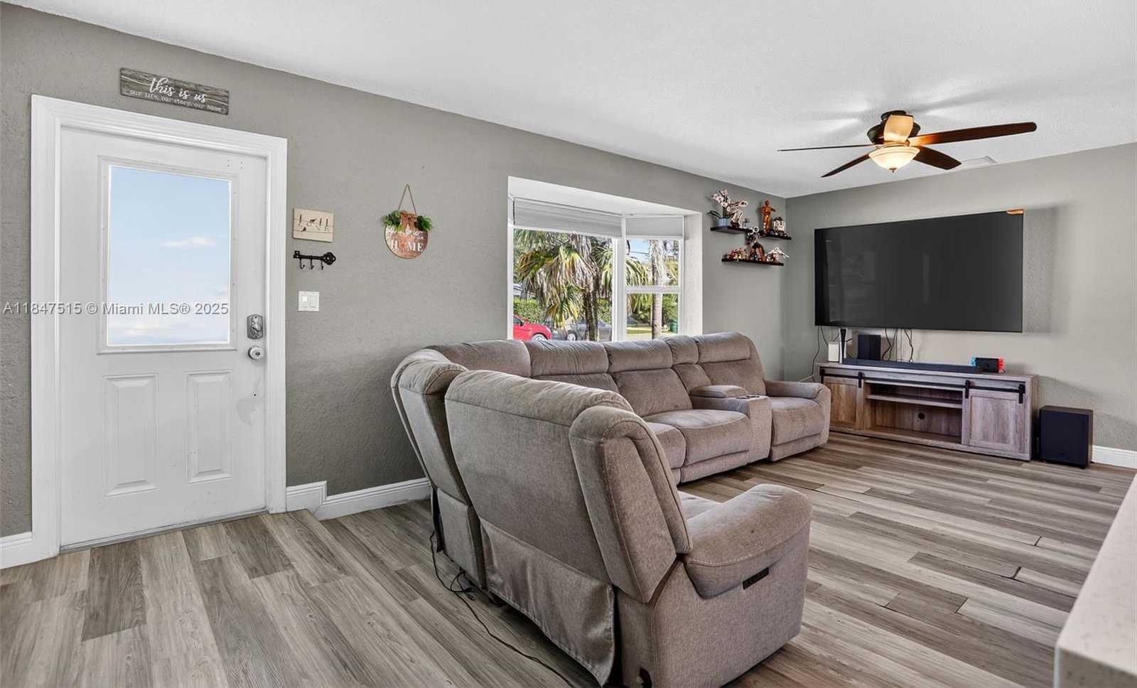 Small Image of 1055 NORTH WEST 66TH AVE, Margate Number 7