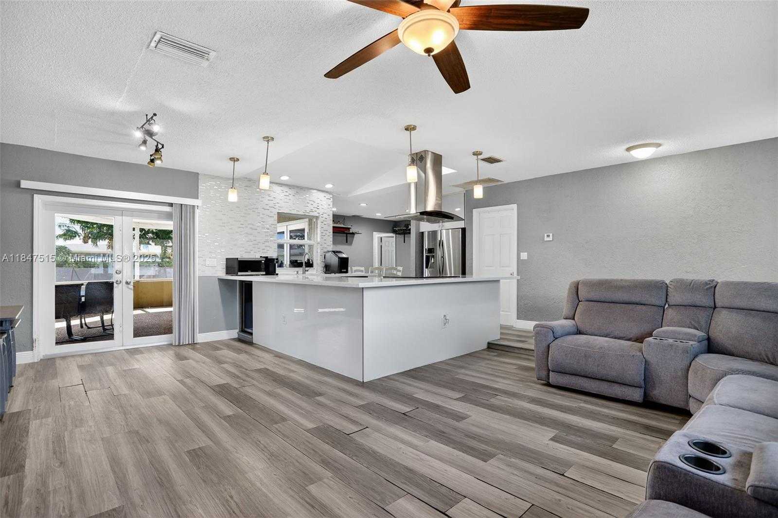 Small Image of 1055 NORTH WEST 66TH AVE, Margate Number 9