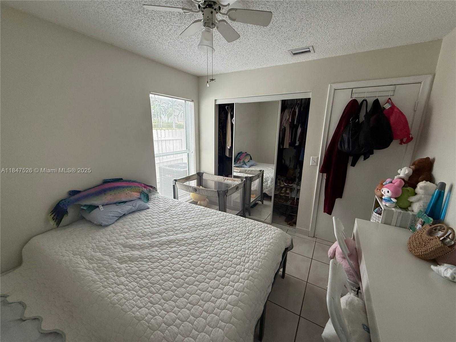 Small Image of 13821 SOUTH WEST 42ND TER, Miami Number 21