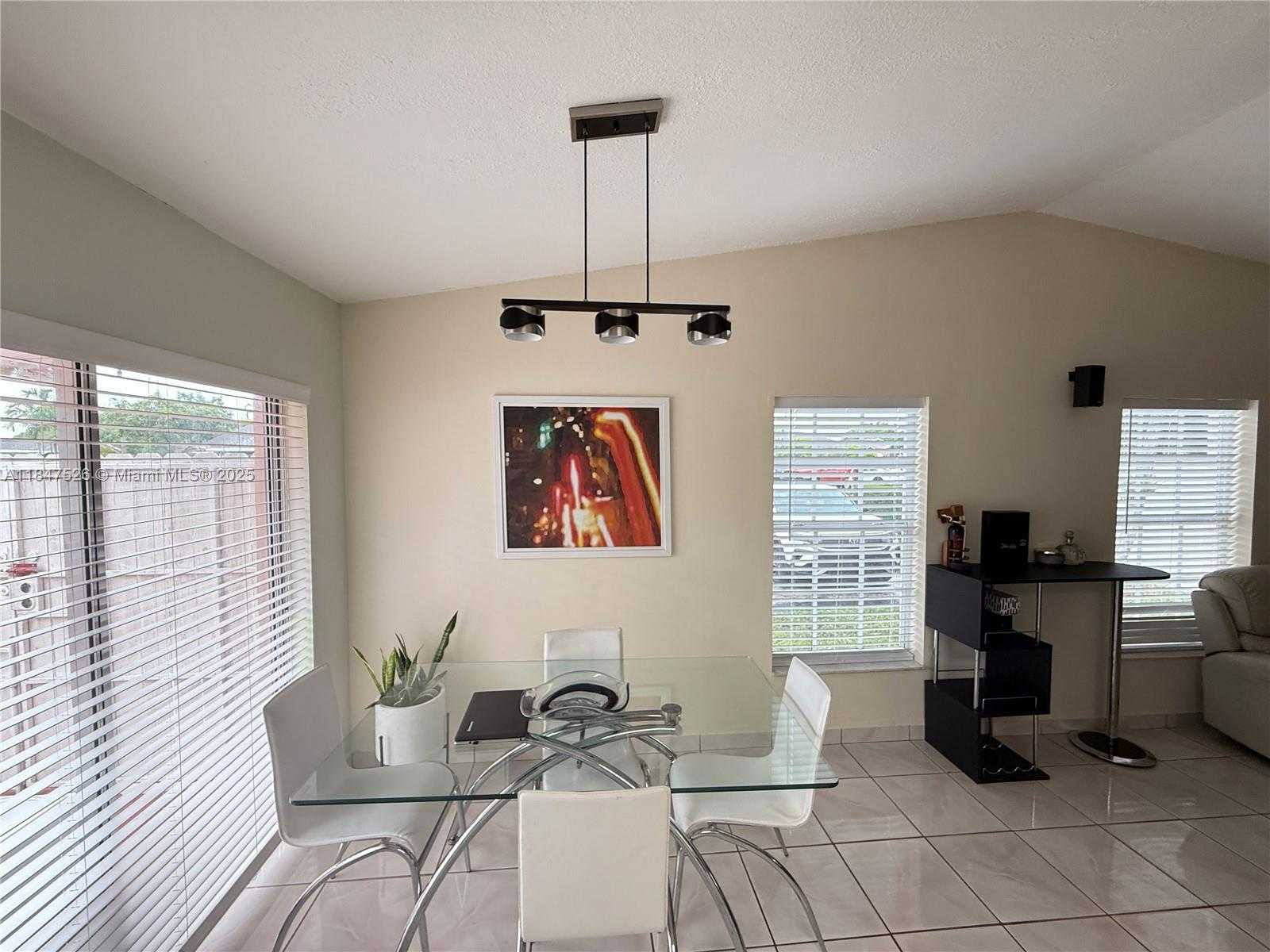 Small Image of 13821 SOUTH WEST 42ND TER, Miami Number 9