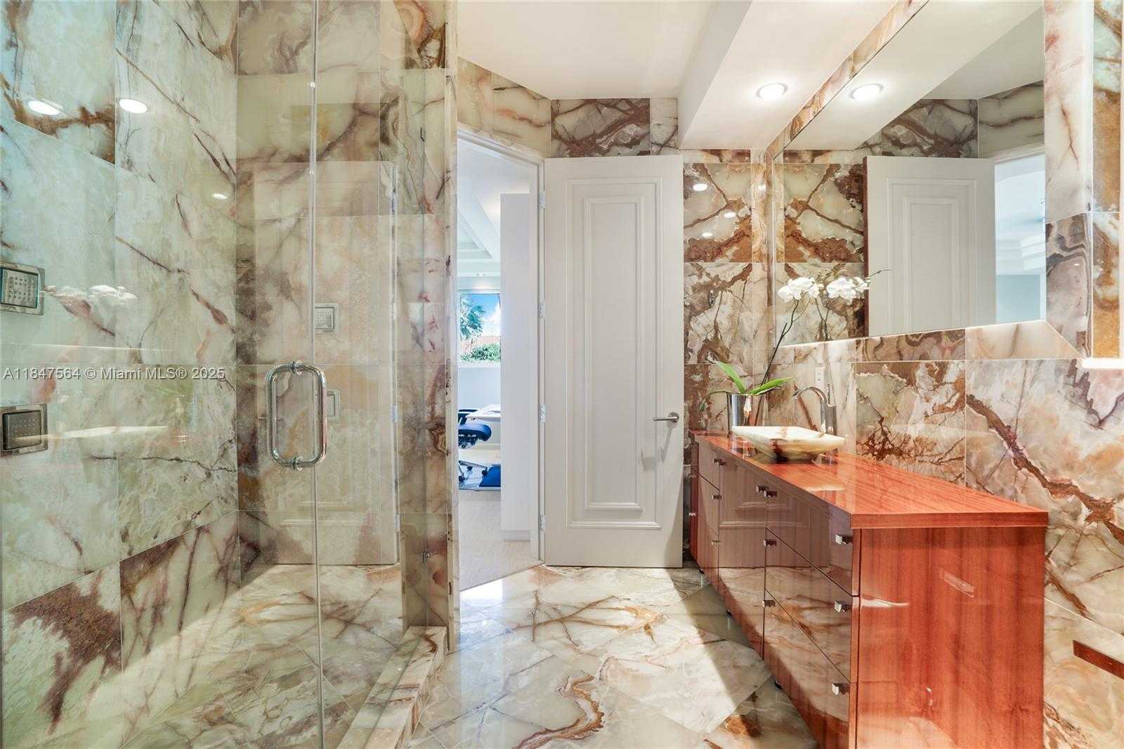 Small Image of 21034 ROSEDOWN CT, Boca Raton Number 24