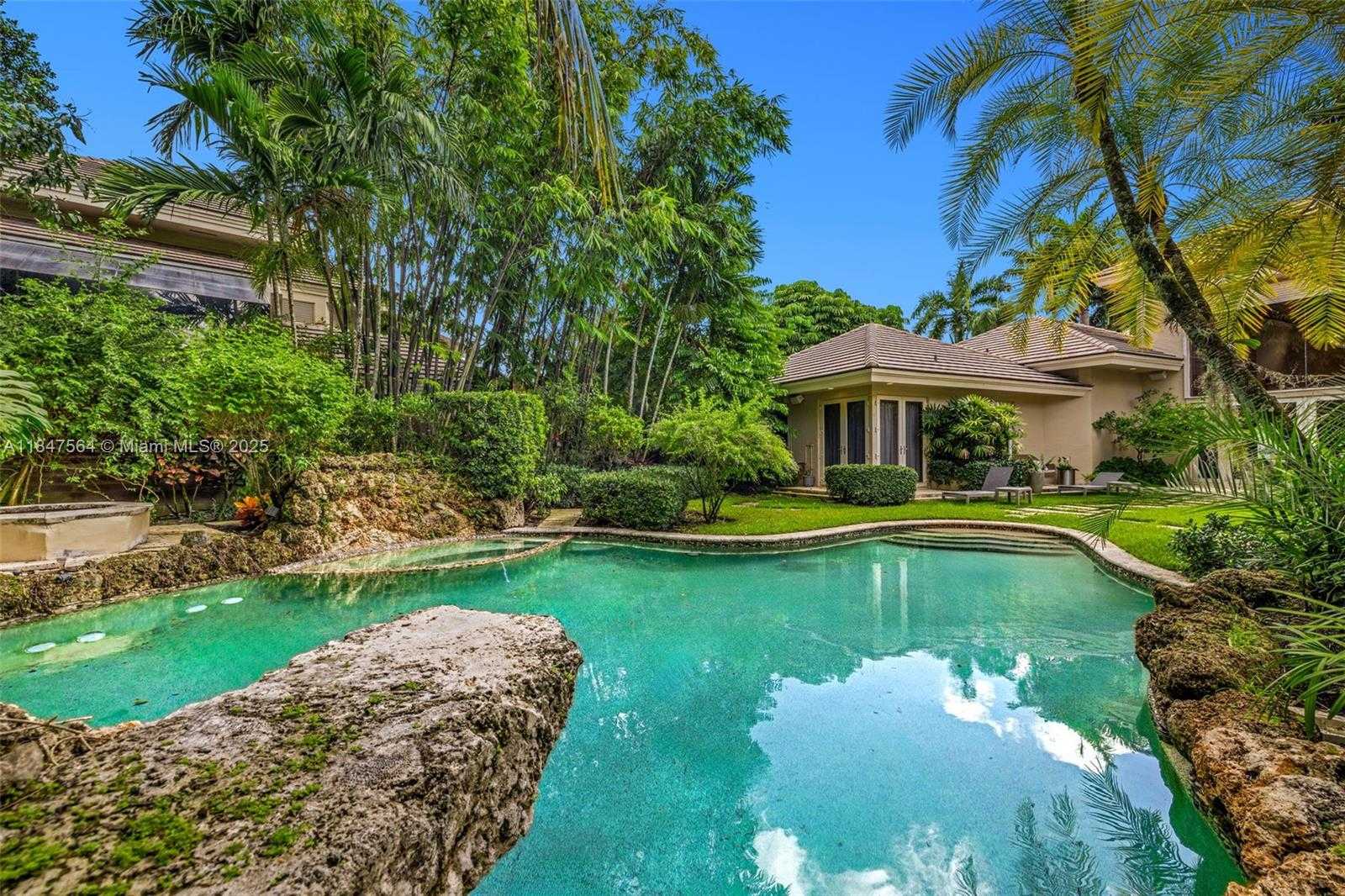 Small Image of 21034 ROSEDOWN CT, Boca Raton Number 32