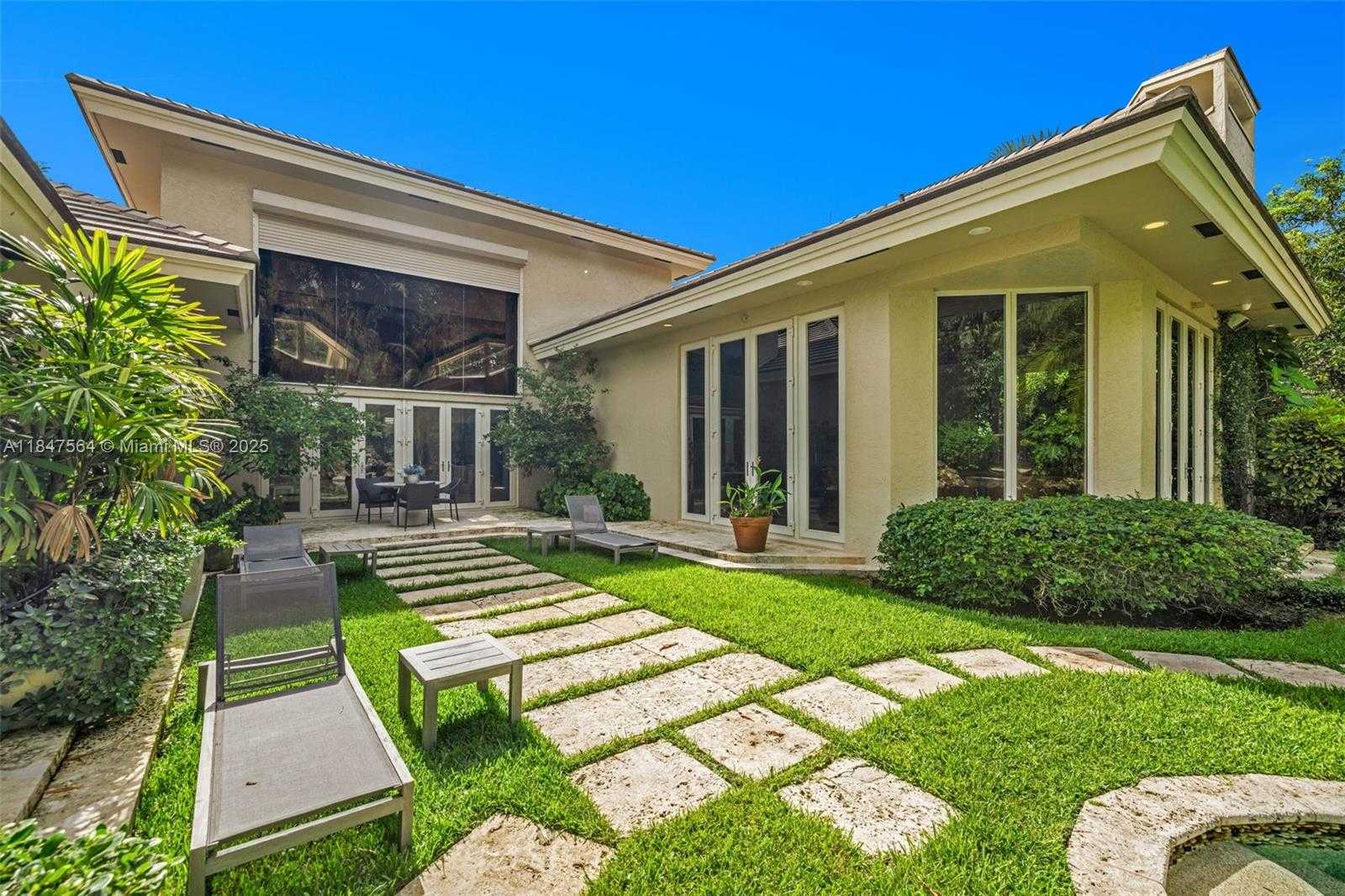 Small Image of 21034 ROSEDOWN CT, Boca Raton Number 40