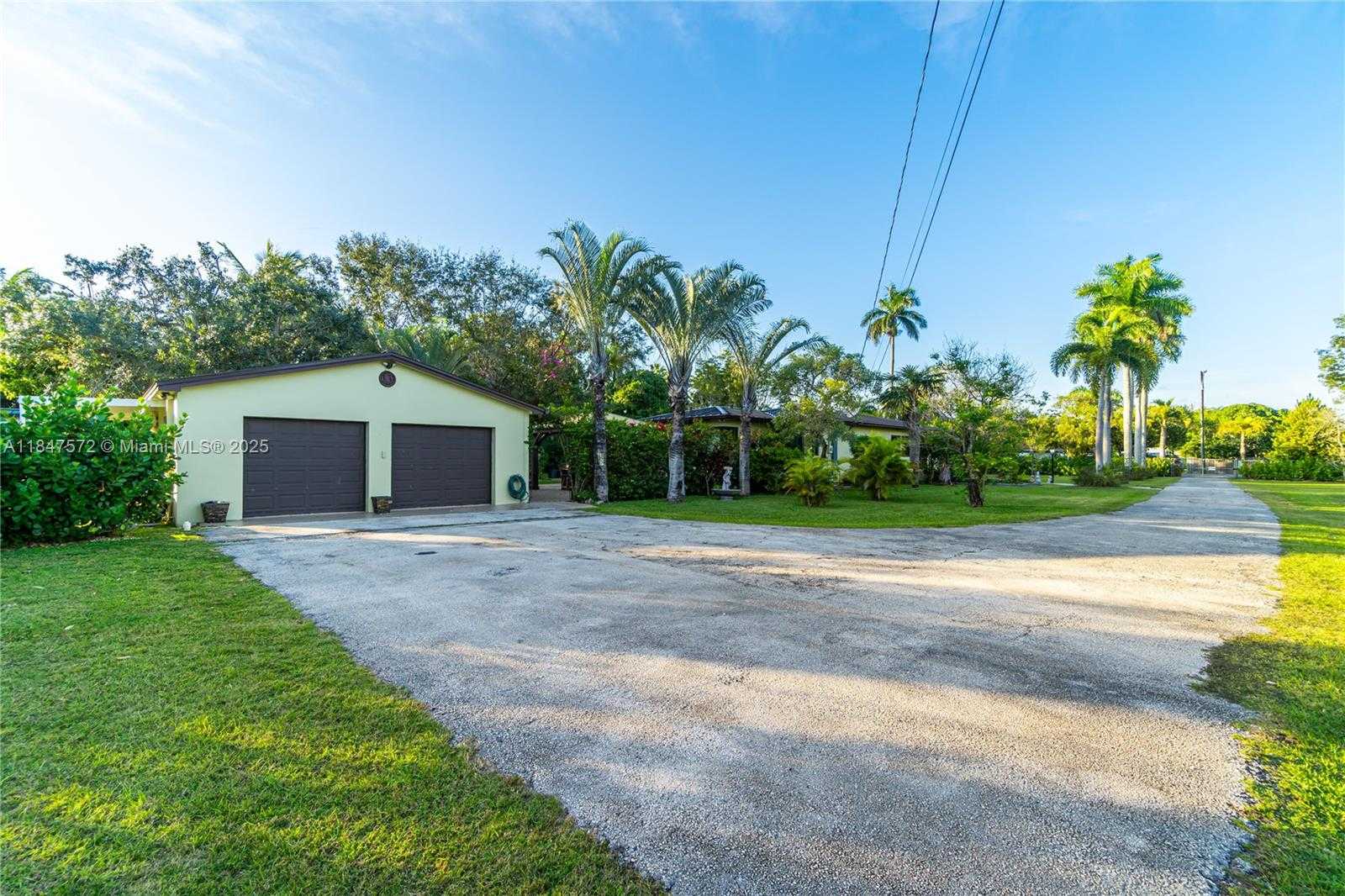 Small Image of 18200 SOUTH WEST 296TH ST, Homestead Number 51