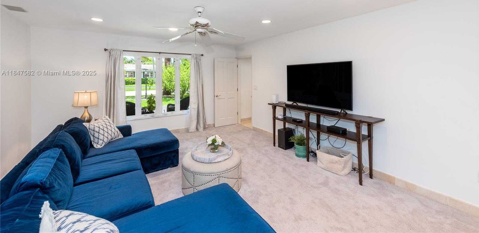 Small Image of 13020 SOUTH WEST 70TH AVE, Pinecrest Number 10