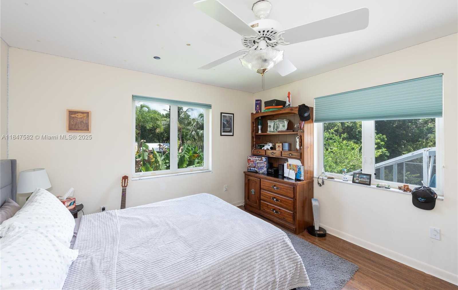 Small Image of 13020 SOUTH WEST 70TH AVE, Pinecrest Number 23