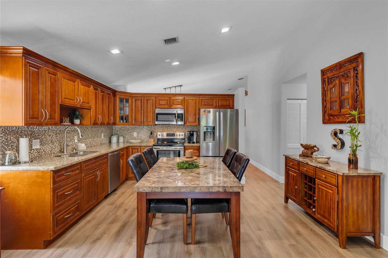 Small Image of 14682 VISTA LUNA DR, Davie Number 10