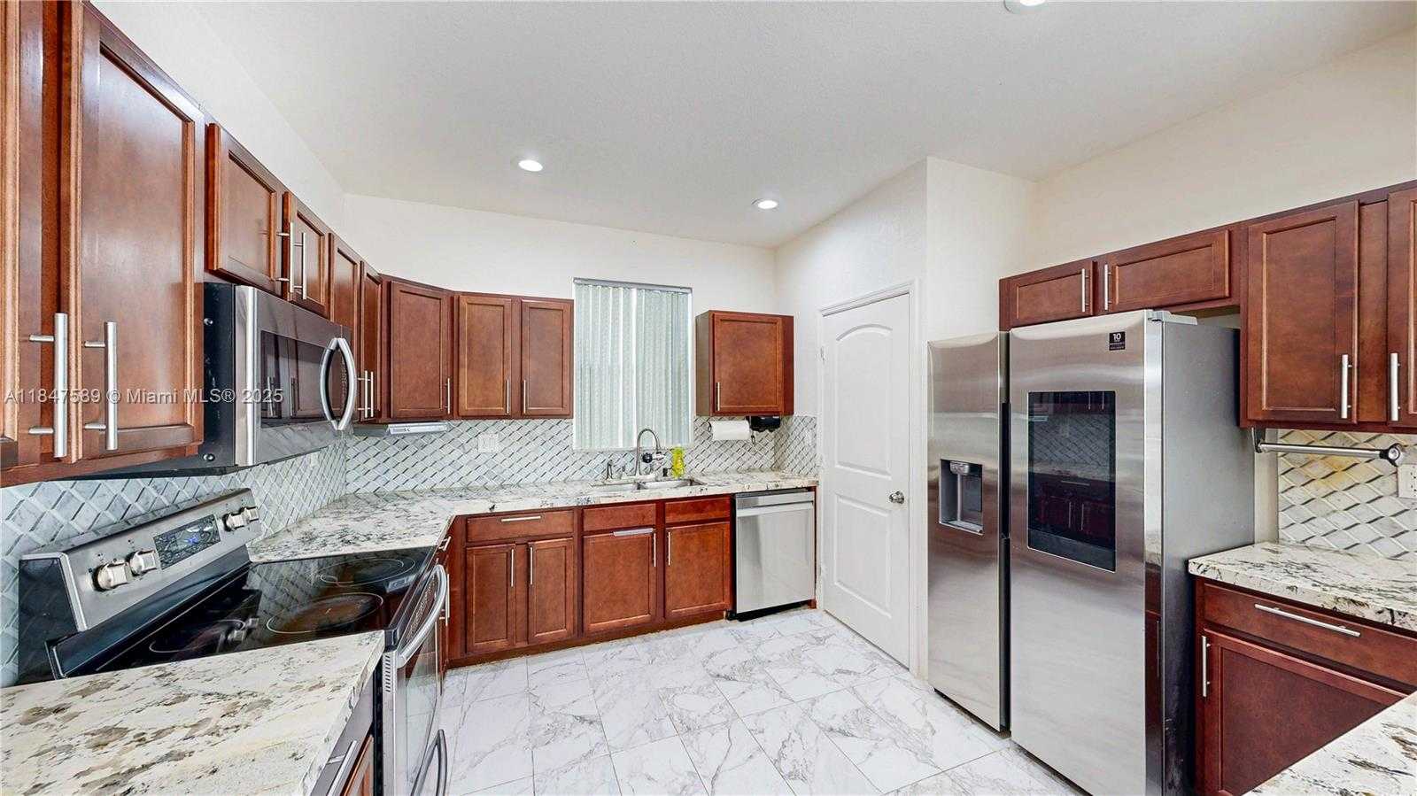 Small Image of 11669 SOUTH WEST 247TH ST, Homestead Number 11