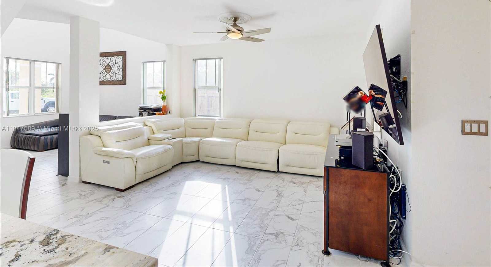 Small Image of 11669 SOUTH WEST 247TH ST, Homestead Number 14