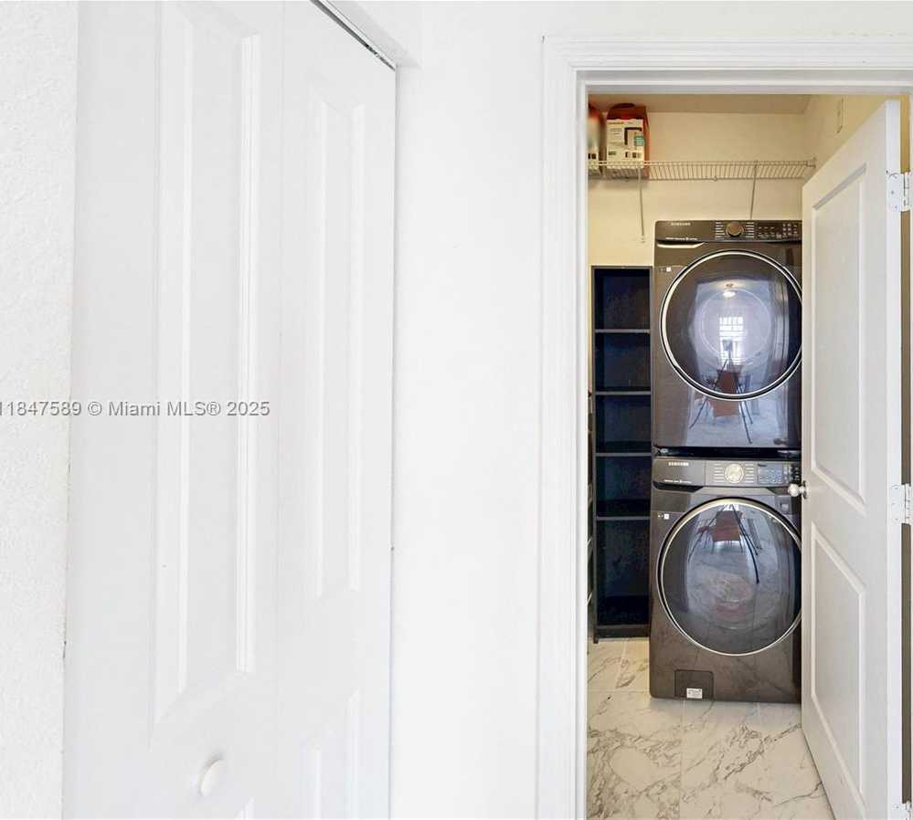 Small Image of 11669 SOUTH WEST 247TH ST, Homestead Number 17