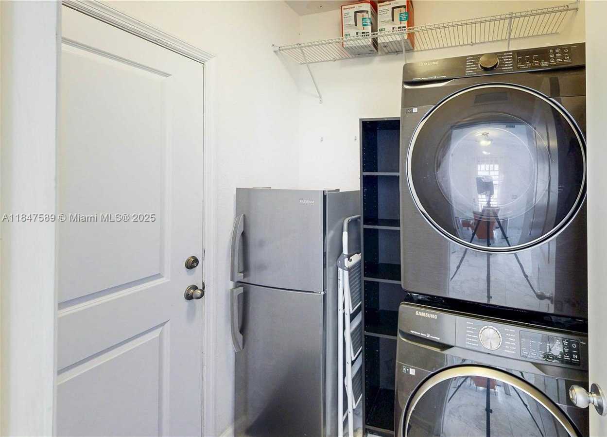 Small Image of 11669 SOUTH WEST 247TH ST, Homestead Number 18