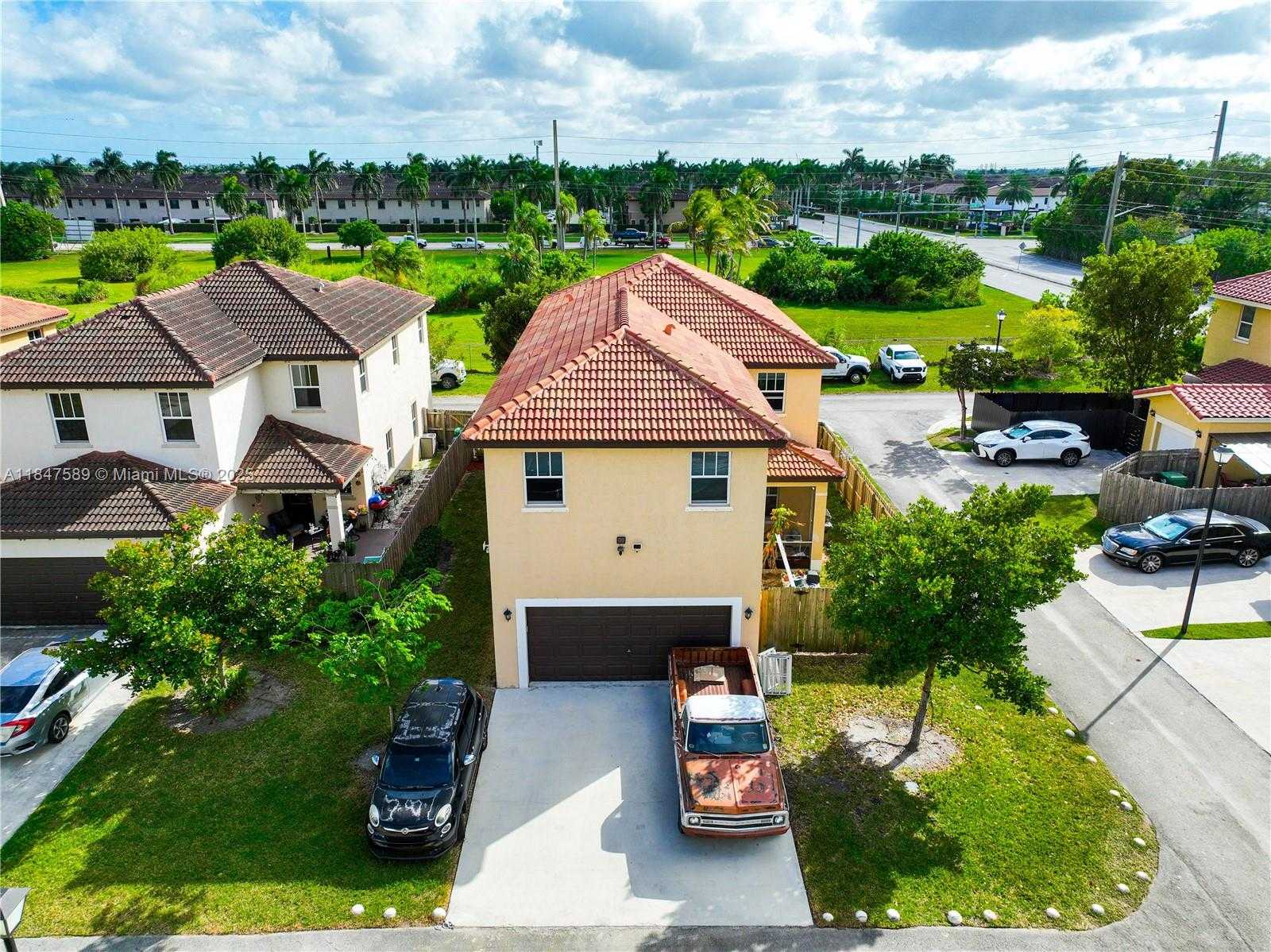 Small Image of 11669 SOUTH WEST 247TH ST, Homestead Number 2