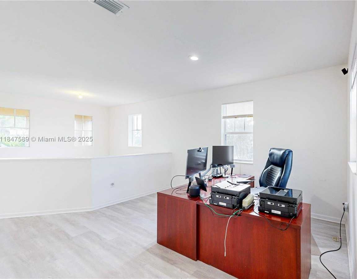 Small Image of 11669 SOUTH WEST 247TH ST, Homestead Number 27