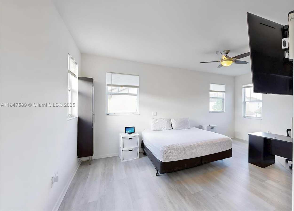 Small Image of 11669 SOUTH WEST 247TH ST, Homestead Number 30